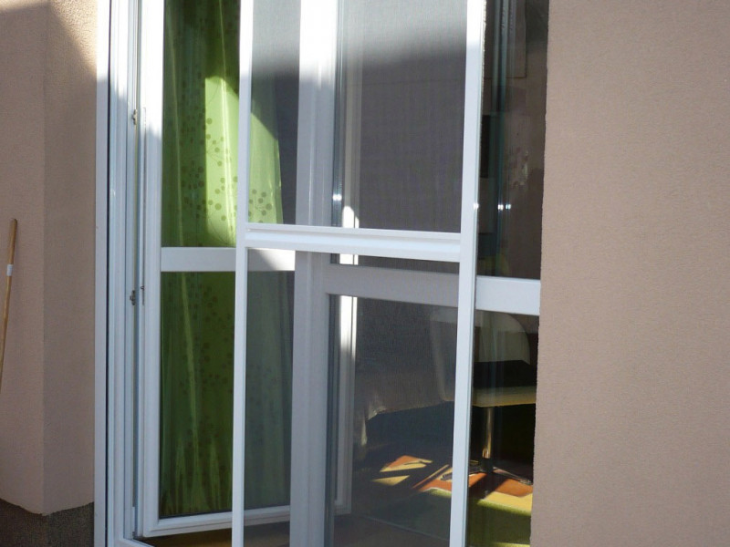 Oldalhúzós szúnyogháló ajtóra