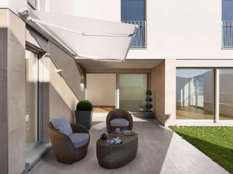 Modern napellenző Modern napellenző